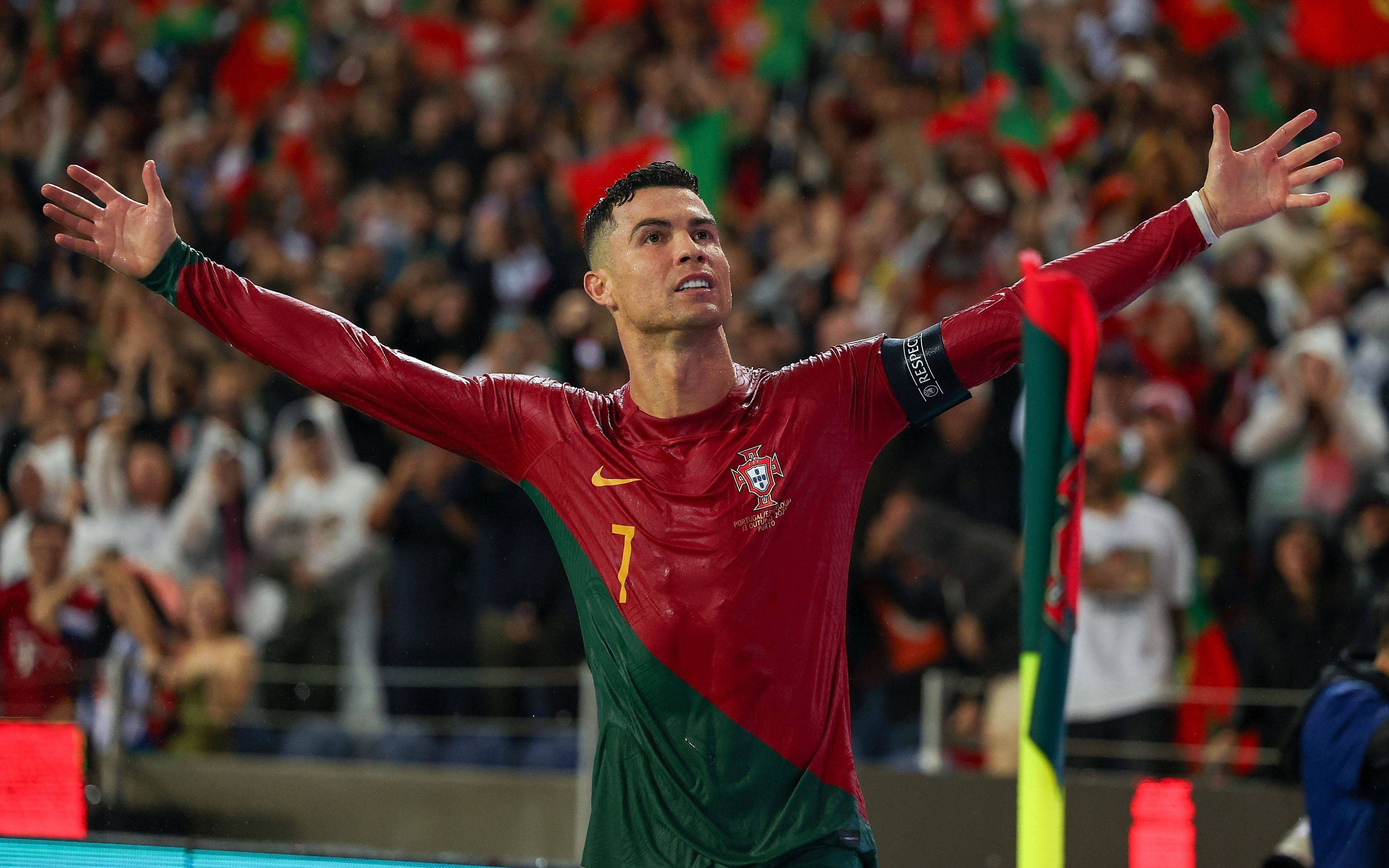 爱游戏在线-墨西哥血洗拜仁，C罗绝境逆转