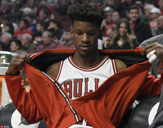 灰熊完胜浙江队,麦科勒姆高光表现 灰熊完胜浙江队,麦科勒姆高光表现