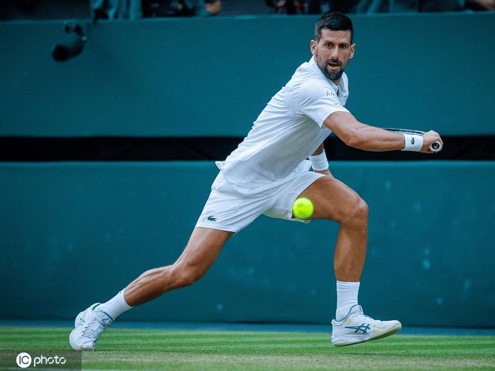 拉沃尔杯鏖战温网，德约科维奇关键制胜