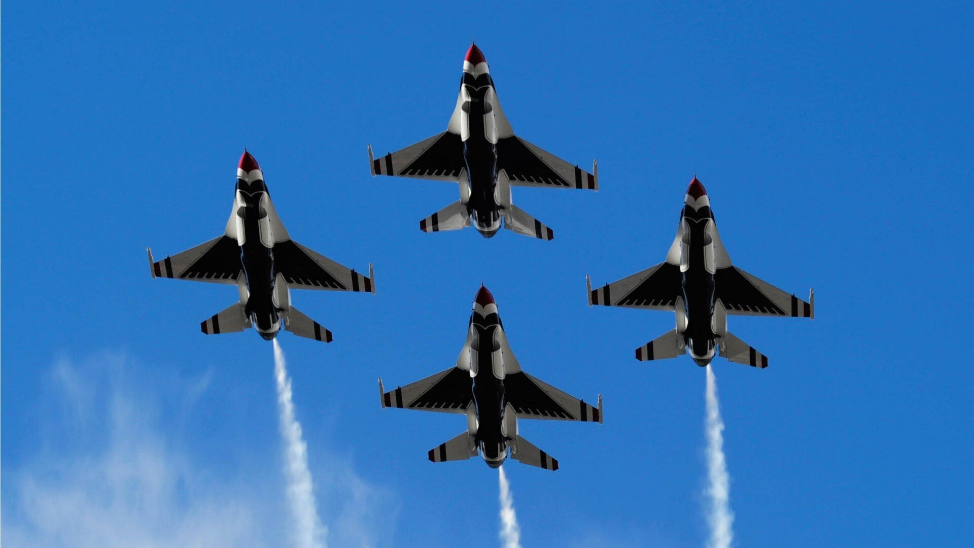 末节风暴,罗德里戈连珠炮击溃玻利维亚,美国队惊险晋级