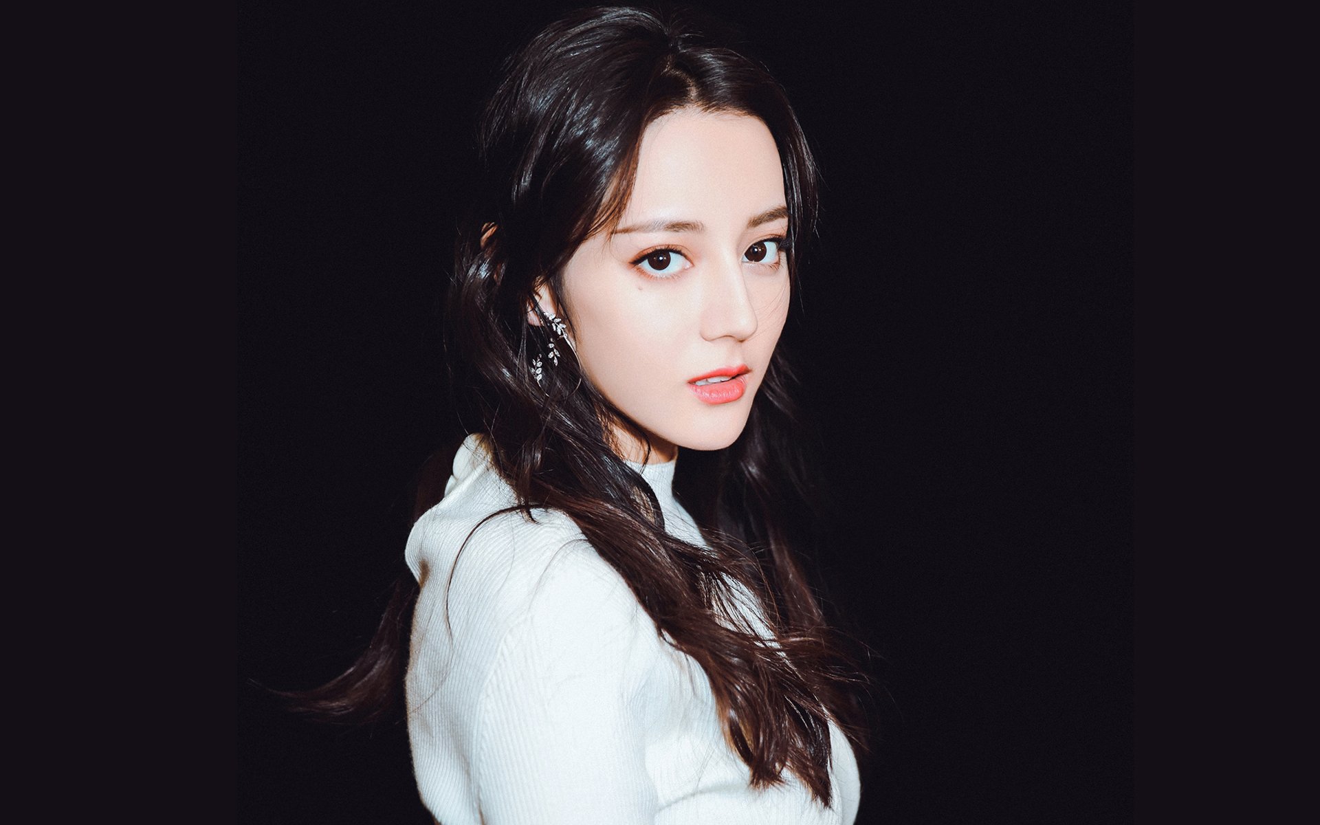 午夜太阳与沙漠热风,当迪巴拉在足球地缘政治的棋盘上投下骰子