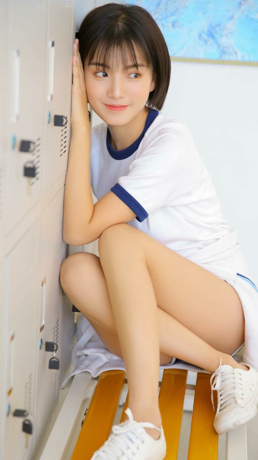 爱游戏官方入口-街道上的逆袭，马里车手在F1焦点战中翻盘喀麦隆王者