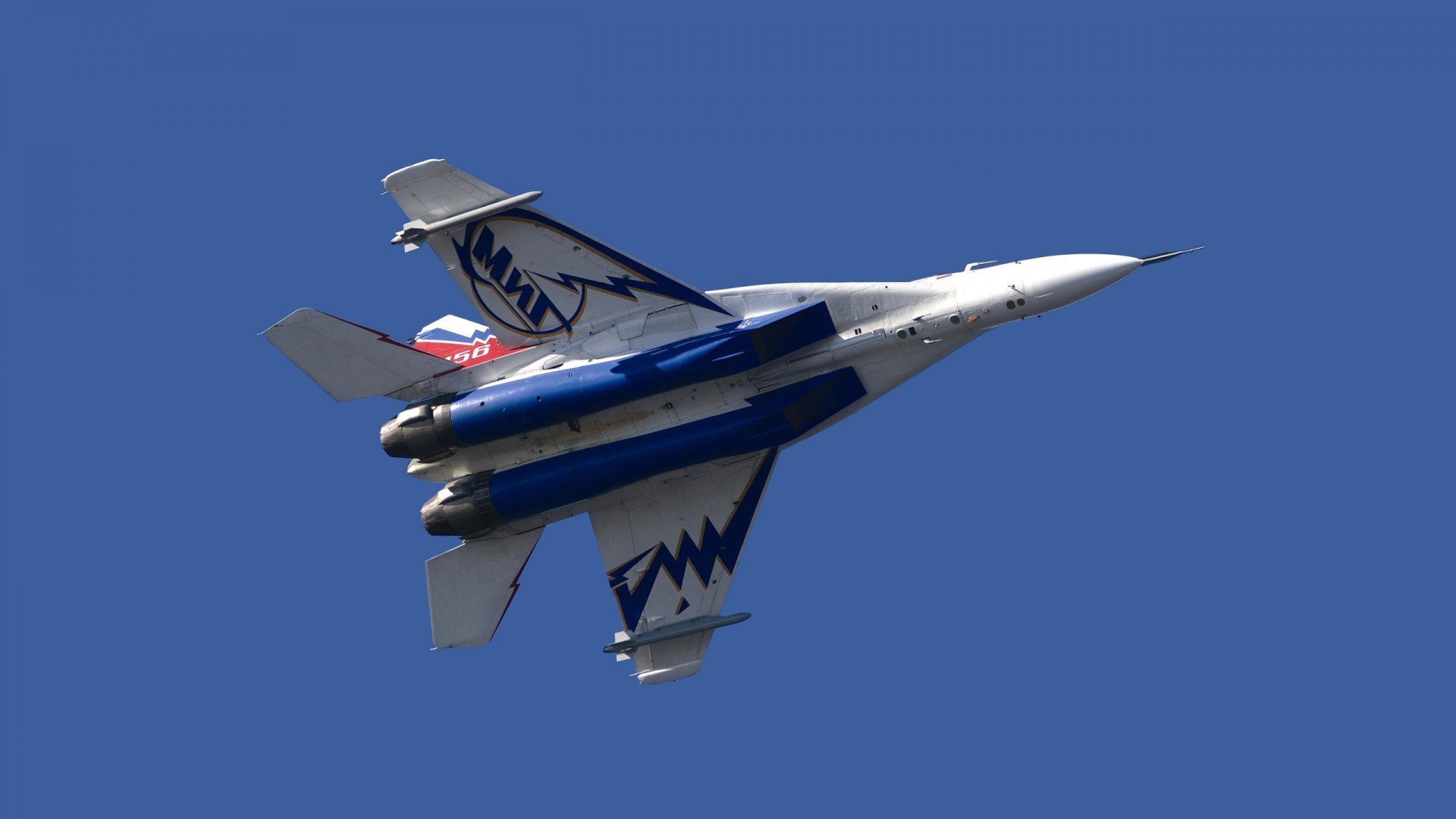 绿茵地缘学，解码曼联式战术如何高位逼抢伊朗核谈判困局